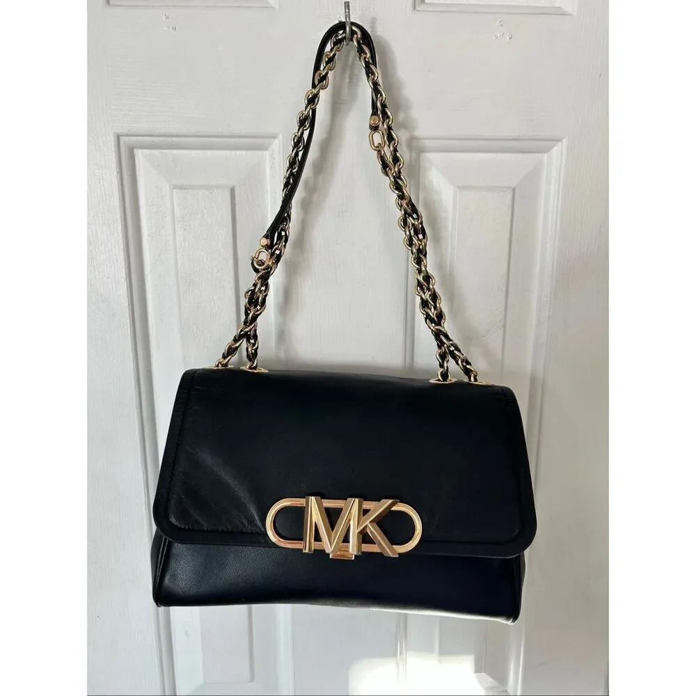 Michael Kors Parker Extra-Large Leather Shoulder Bag black stylish shoulder bag
